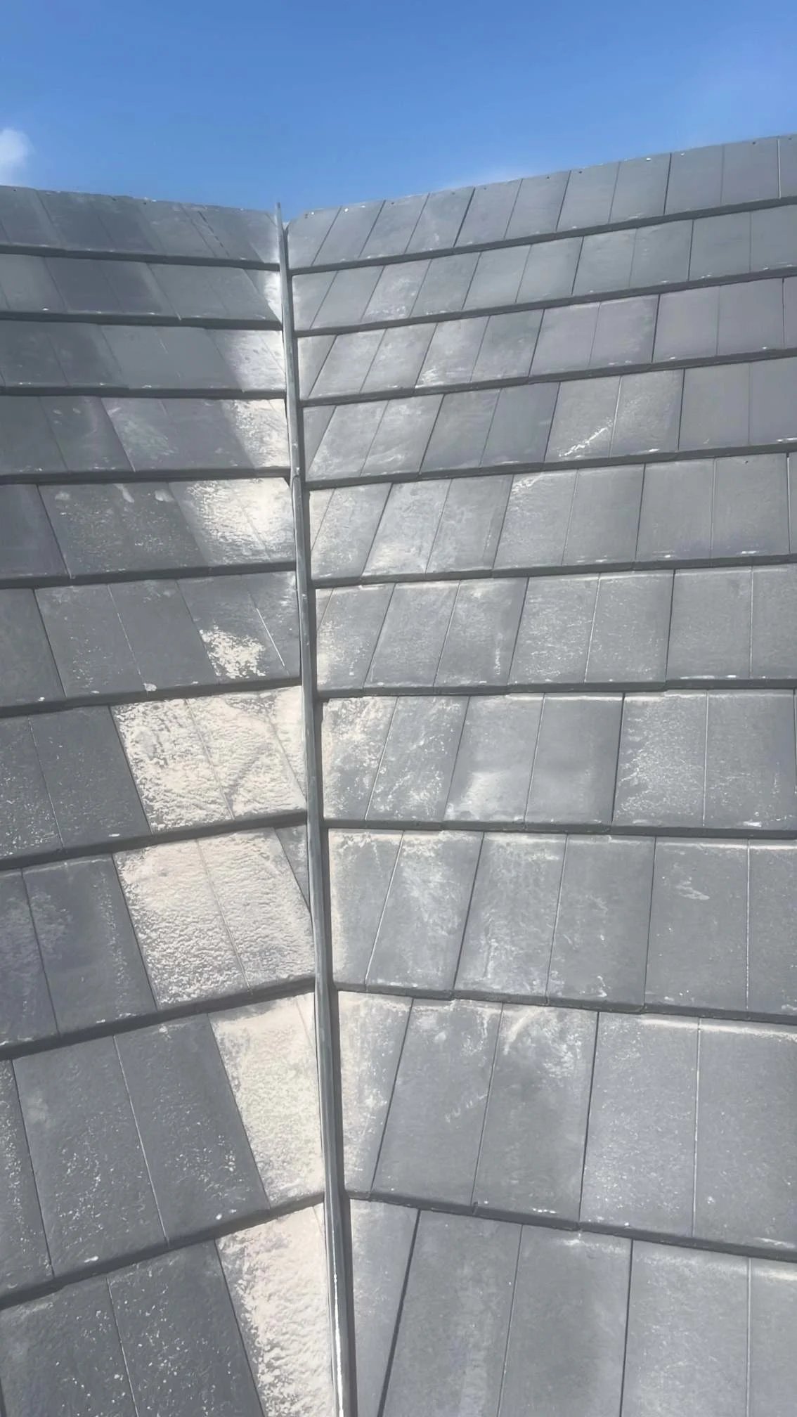 A finished slate valley